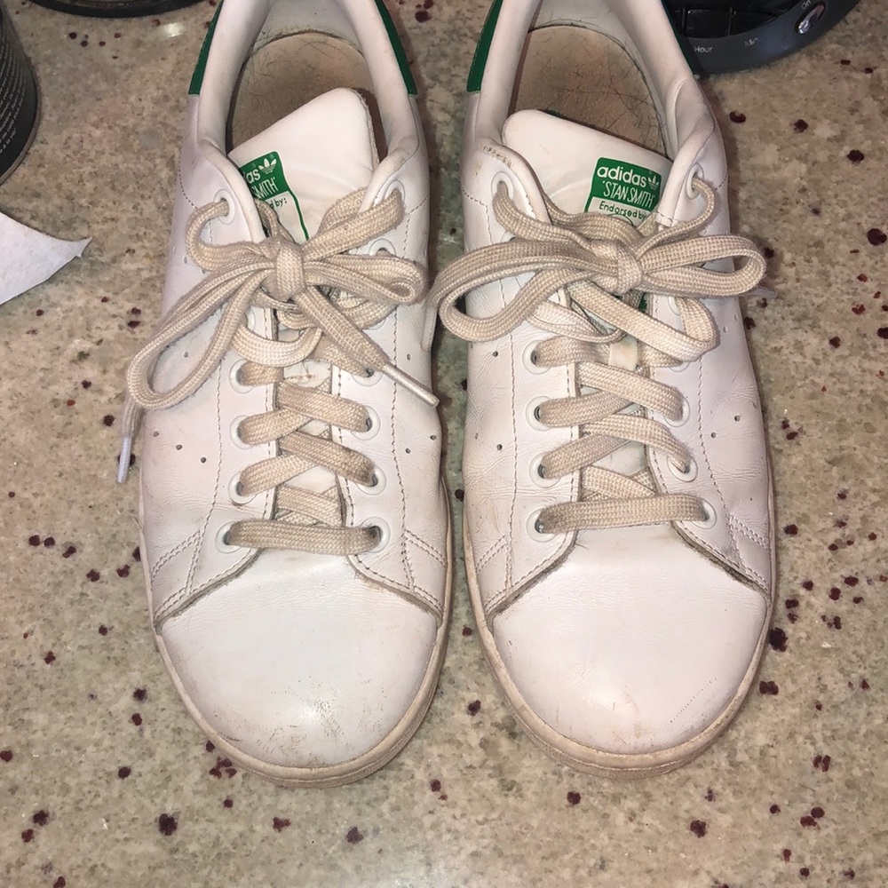 super comfortable Adidas Stan Smiths!